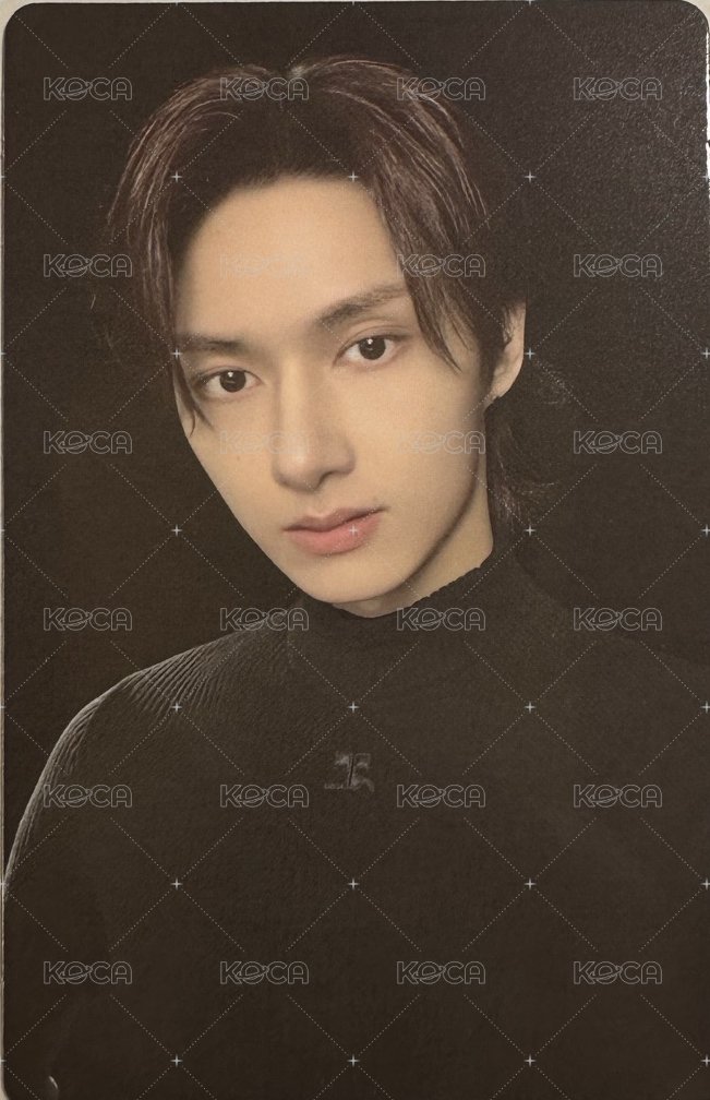 FOLLOW AGAIN 隨機卡 自拍 正面