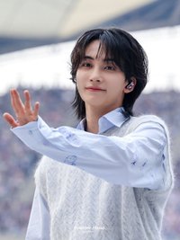 為尹淨漢傾家蕩產