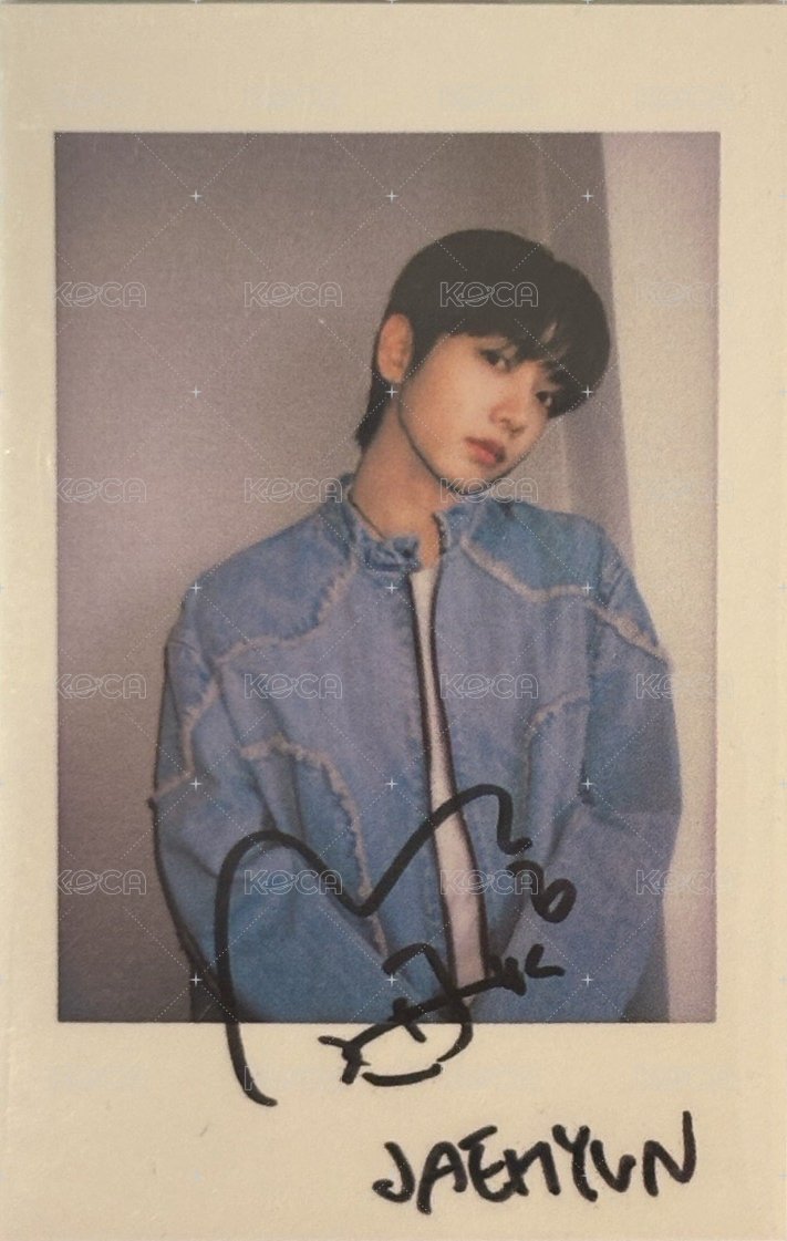 19.99 yzy 線下復刻拍立得 特典卡  正面