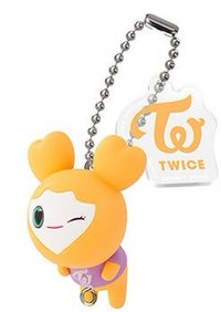 TWICE X BANDAI 扭蛋 鑰匙圈吊飾 志效