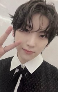 NOW yzy 4.0 簽售卡 中文卡背