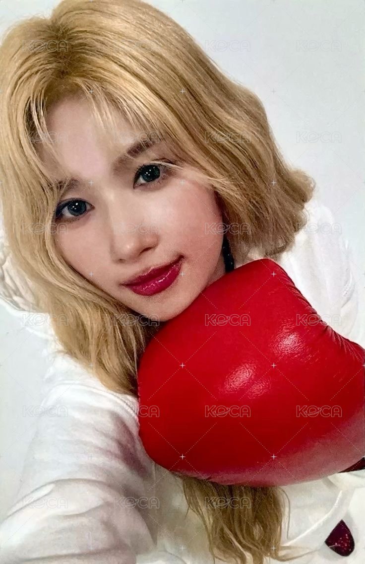 STRATEGY 專輯卡  正面