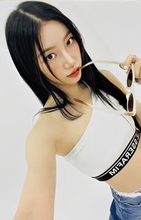 UNFORGIVEN 專輯卡 