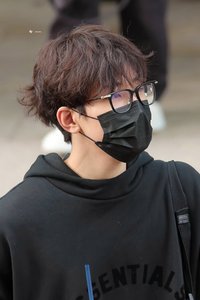 我有一隻貓叫小圓🐈‍⬛