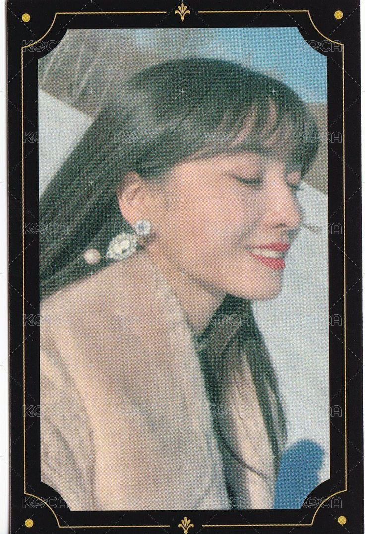 The year of yes 專輯卡  正面