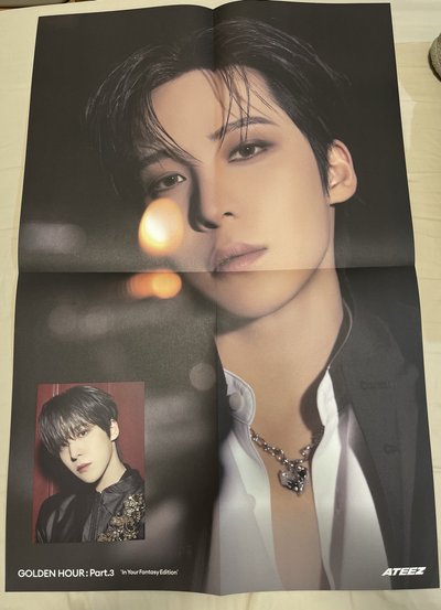 GOLDEN HOUR :  Part.3 In Your Fantasy 海報+明信片/歌詞本+CD+貼紙