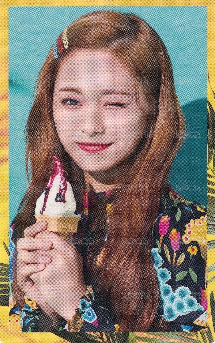 HAPPY HAPPY 專輯卡  正面