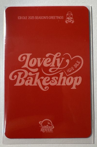 i-dle Minnie 2025年年曆SR特典