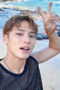 HYPE VIBES 日咖 C版 特典卡 