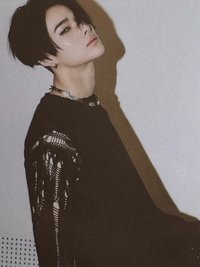 下排第一 卡包卡