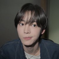 養了兩隻兔子🐰