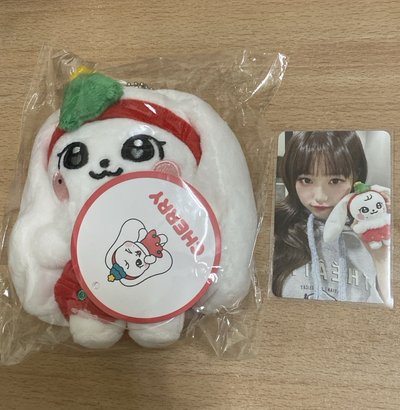 IVE Wonyoung 員瑛 聖誕娃含卡