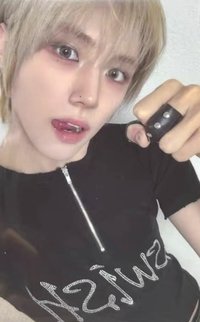 DtC km 幸運卡 吐舌 PUNCH