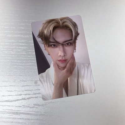 ZB1 RICKY 迷二 EL1.0臉頰軟嫩