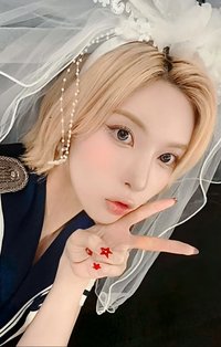 STICK OUT 數星星 簽售卡 新娘裴