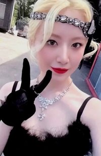 I LOVE yzy 1.0 簽售卡 羽毛刷