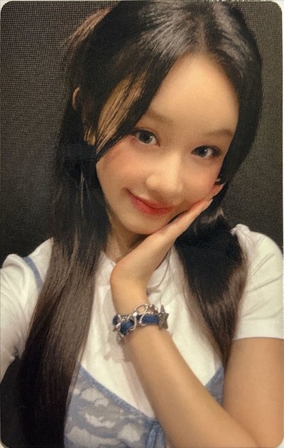 Babymonster pharita  場週隨機卡包塔