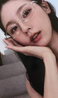 代言卡 one thing-麵