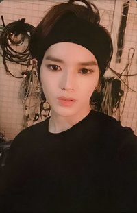 We Are Superhuman 專輯卡 