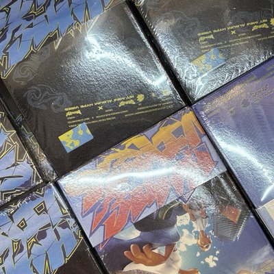 The name 白版小卡一套 盤出