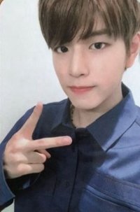 Clé 2 : Yellow Wood A版 專輯卡 Taiwan ver.