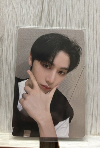 yzy青島中簽東旼