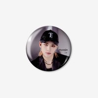 1st 日本巨蛋巡迴 徽章 A版