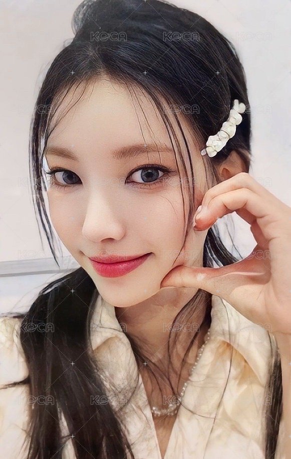 SUPER REAL ME ms 簽售卡  正面