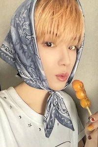 No Genre yzy 北京 中簽 抽選卡 糖葫蘆