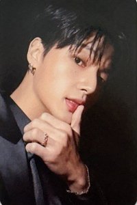 GOLDEN HOUR :  Part.3 In Your Fantasy ms Limited 特典卡 Lips ver.