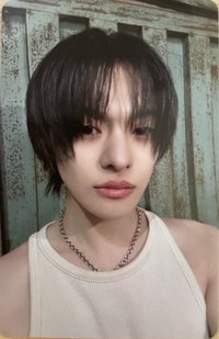 COME CLOSER 專輯卡 