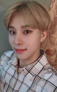 We Are Superhuman 專輯卡 