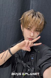 BOYS ll PLANET 아카이브展覧 AFTER;JOURNEY in 首爾 第一周 #7 周邊卡 