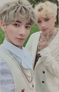 TXT PHOTOBOOK Extended Edition with Comments H:OUR+ 周邊卡 