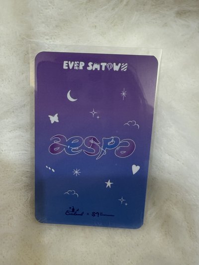 aespa Karina愛寶樂園髮箍柚