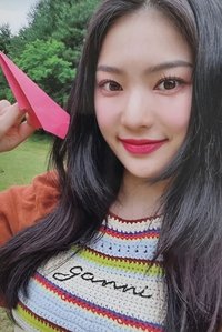 WE NEED LOVE 專輯卡 love ver.