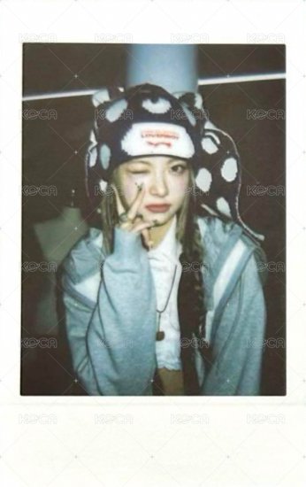 EASY 滿額卡 快閃店 正面