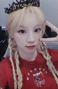 正規二 yzy 特典卡 