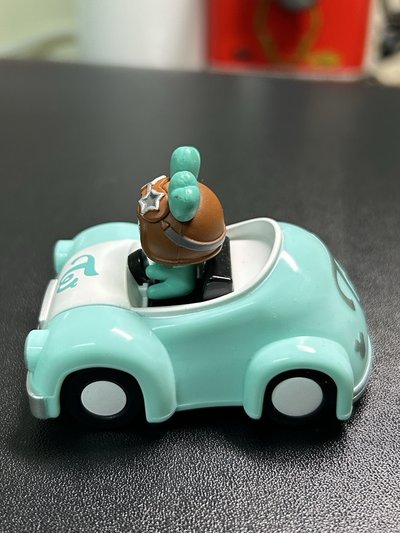 MINA 萬代聯名扭蛋回力車