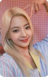 2024年曆 jyp 滿額卡 