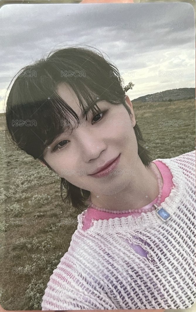 MINI11 yzy  E 簽售卡  正面