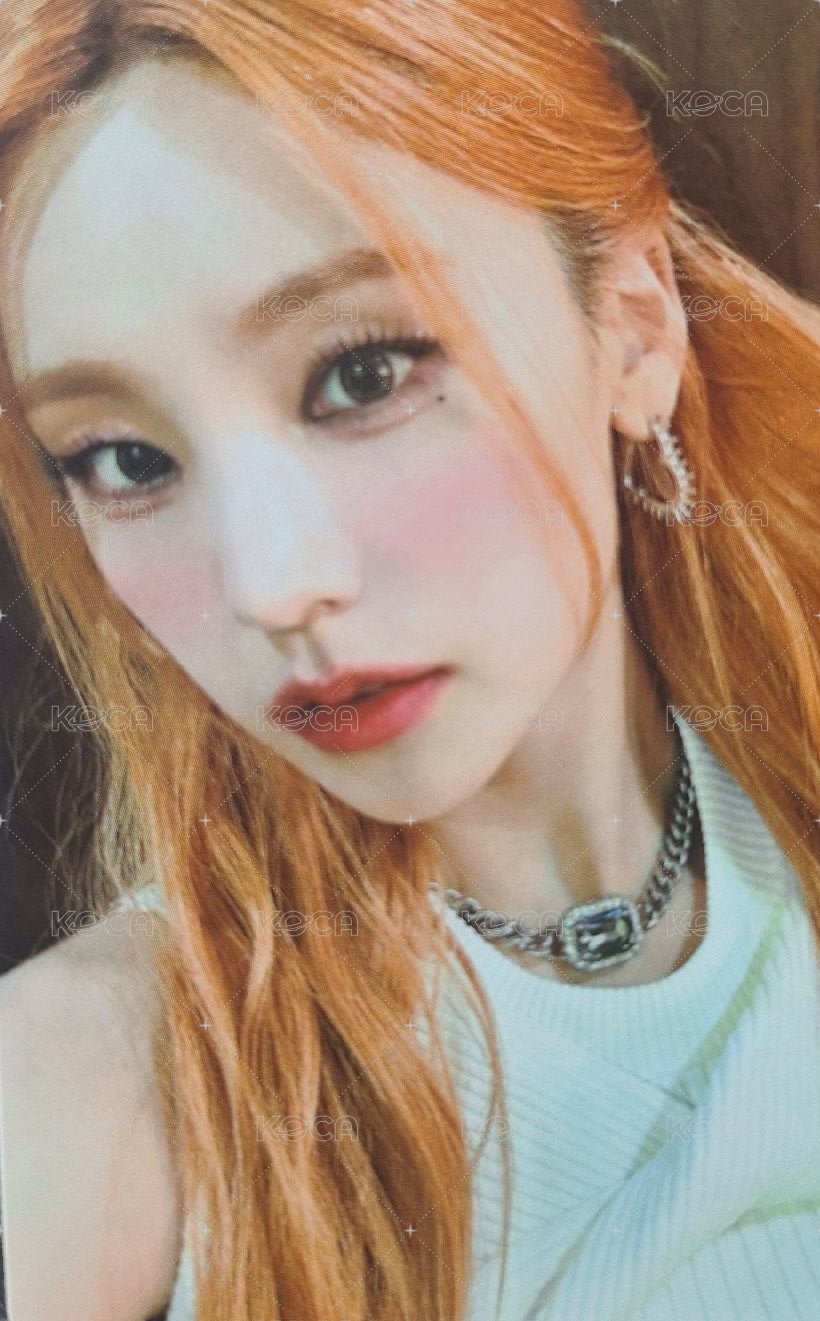 BORN TO BE km 台北 2.0 簽售卡  正面