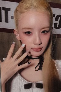 1st EP Album - ACT LIKE THAT 專輯卡 PB ver.