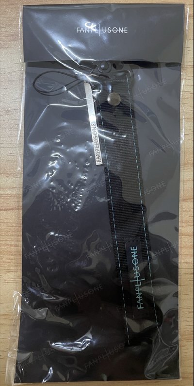 G-DRAGON 世巡 手燈周邊 LIGHT STICK STRAP(WORLD WIDE VER)