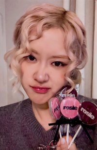 rosie yzy 幸運卡 棒棒糖