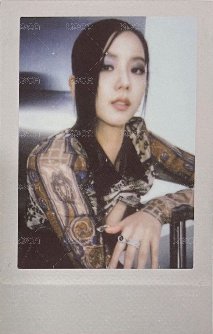 BORN PINK 專輯卡 Grey ver.Pola A ver. 正面