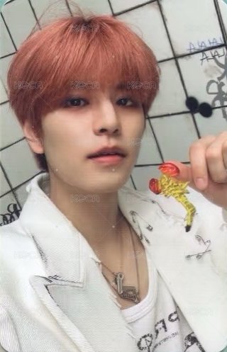 樂-STAR 專輯卡 Headliner ver. 正面