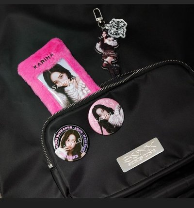 aespa日巡斜背包