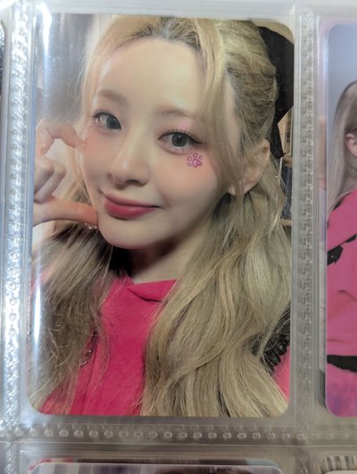 STAYC 黛 尹勢銀 森 特典