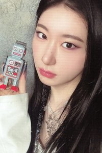 BORN TO BE 專輯卡 特別版 UNTOUCHABLE ver.